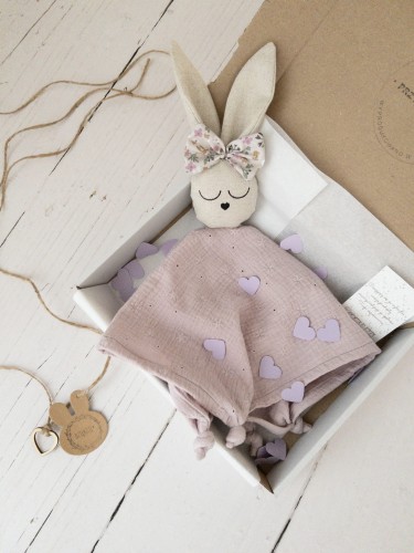 Muślinowa pieluszka dla noworodka